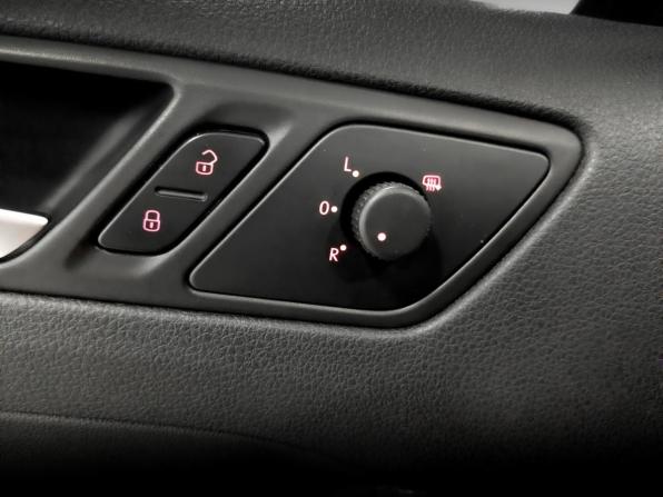 Volkswagen Jetta VI Рестайлинг с пробегом 2014 года, цена 1 315 000 рублей, 55663 км, седан, Автокод Объявления