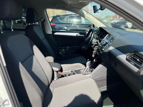 Volkswagen Tiguan II Рестайлинг с пробегом 2022 года, цена 2 850 000 рублей, 71852 км, внедорожник, Автокод Объявления