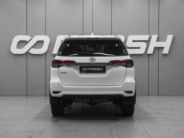 Toyota Fortuner II с пробегом 2018 года, цена 2 900 000 рублей, 139989 км, внедорожник, Автокод Объявления