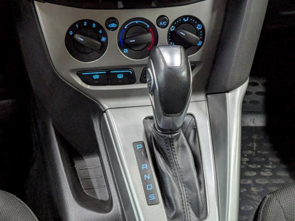 Ford Focus III с пробегом 2013 года, цена 890 000 рублей, 77873 км, хэтчбек, Автокод Объявления