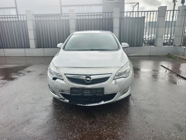 Opel Astra J с пробегом 2012 года, цена 541 000 рублей, 209730 км, хэтчбек, Автокод Объявления