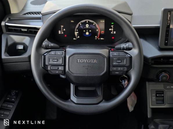 Новый Toyota Hilux IX 2026 года, цена 7 290 000 рублей, offers.body_type.unknown, Автокод Объявления