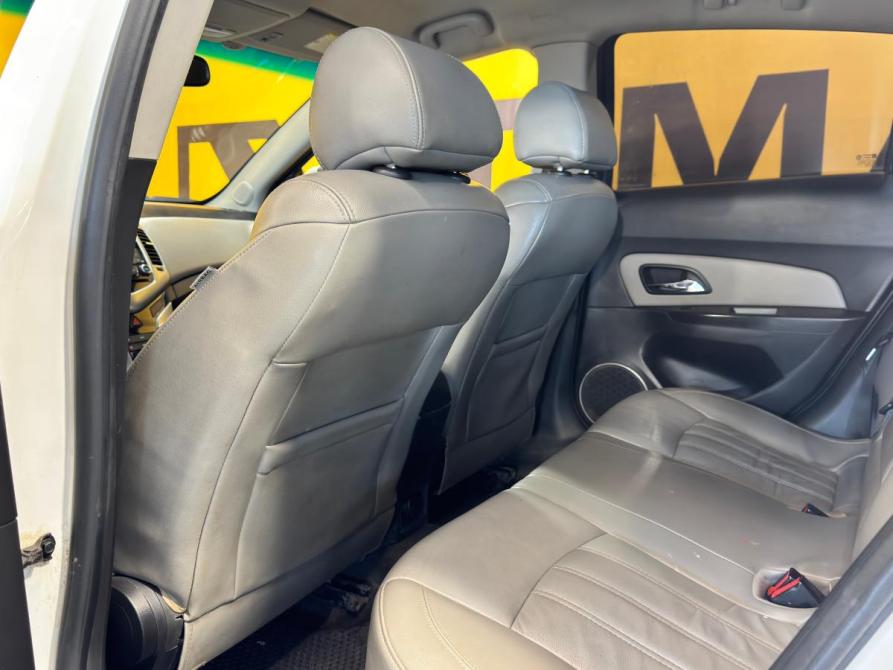 Chevrolet Cruze I Ижевск  - изображение 9