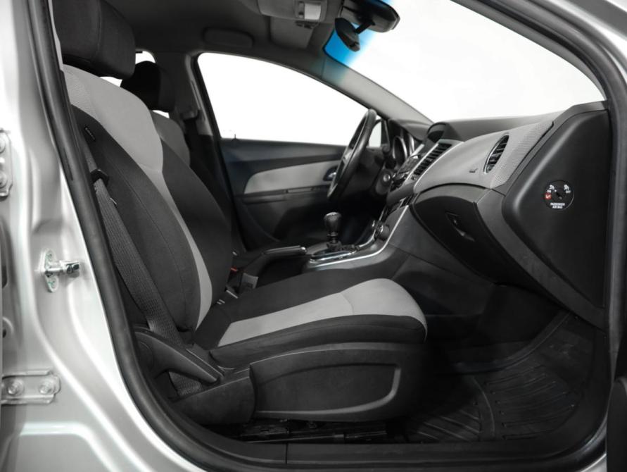 Chevrolet Cruze I Рестайлинг Санкт-Петербург  - изображение 20