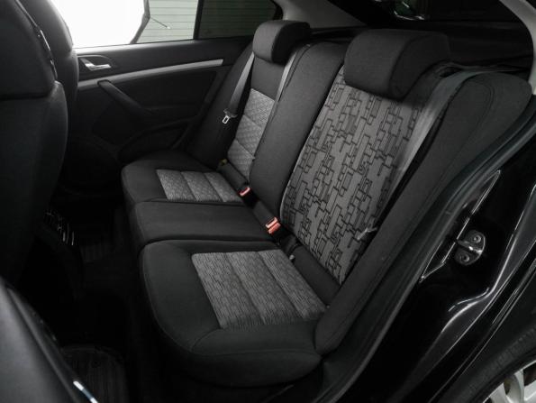Skoda Octavia II (A5) Рестайлинг с пробегом 2012 года, цена 699 000 рублей, 314142 км, лифтбек, Автокод Объявления