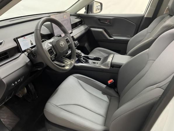 Toyota RAV4 VI (XA60) с пробегом 2026 года, цена 4 130 000 рублей, 16 км, внедорожник, Автокод Объявления