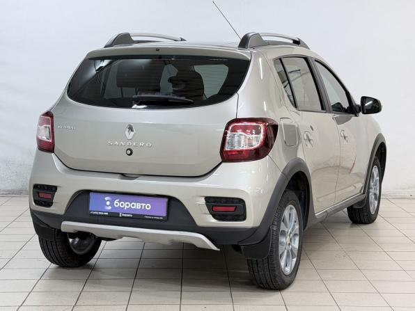 Renault Sandero II с пробегом 2018 года, цена 1 099 000 рублей, 93294 км, хэтчбек, Автокод Объявления
