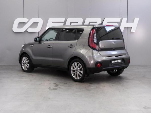 Kia Soul II Рестайлинг с пробегом 2018 года, цена 1 499 000 рублей, 139443 км, хэтчбек, Автокод Объявления