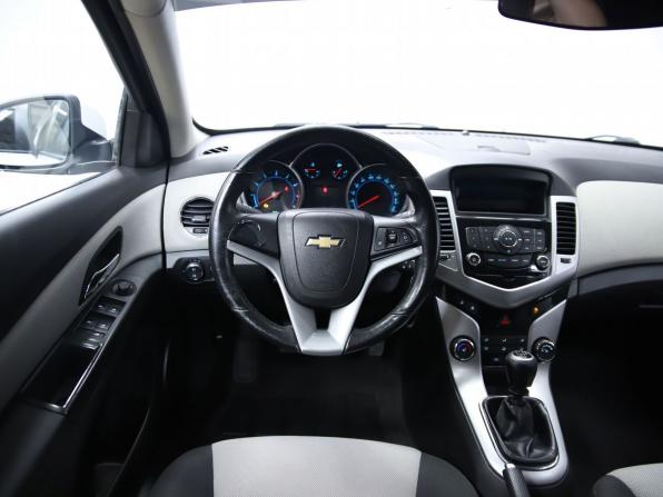 Chevrolet Cruze I Рестайлинг с пробегом 2012 года, цена 650 000 рублей, 155862 км, хэтчбек, Автокод Объявления