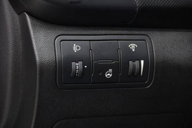 Hyundai Solaris I Рестайлинг с пробегом 2015 года, цена 825 250 рублей, 117076 км, хэтчбек, Автокод Объявления