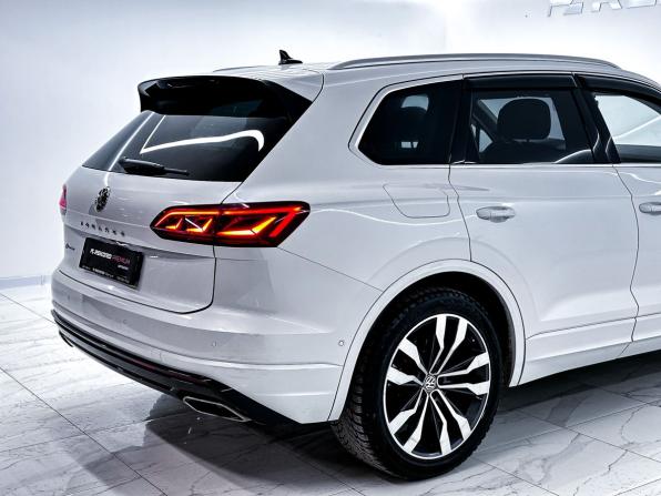 Volkswagen Touareg III с пробегом 2018 года, цена 5 650 000 рублей, 111049 км, внедорожник, Автокод Объявления