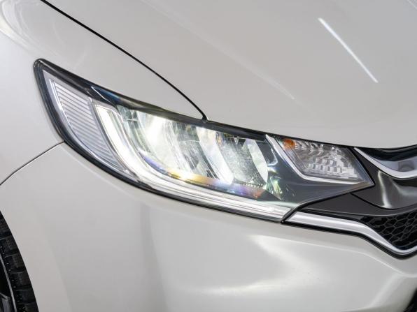 Honda Fit III Рестайлинг с пробегом 2018 года, цена 1 325 000 рублей, 46651 км, хэтчбек, Автокод Объявления