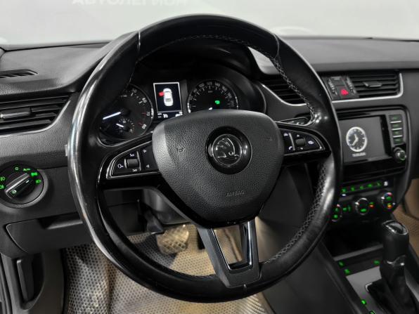 Skoda Octavia III (A7) с пробегом 2015 года, цена 1 600 000 рублей, 217204 км, лифтбек, Автокод Объявления