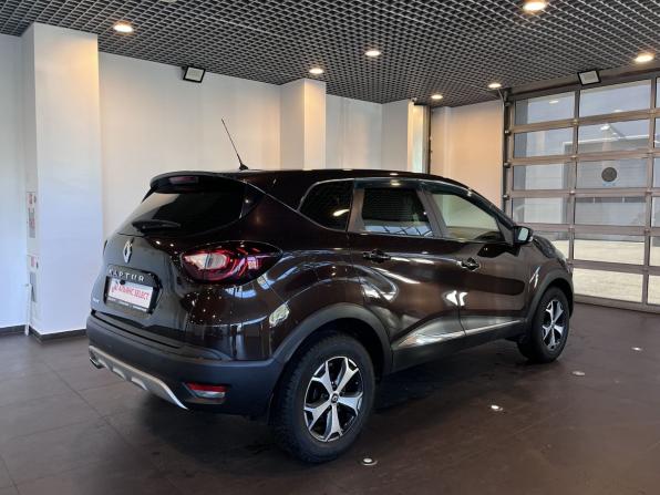 Renault Kaptur I с пробегом 2018 года, цена 1 533 000 рублей, 120115 км, внедорожник, Автокод Объявления