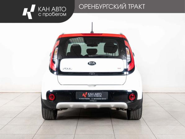 Kia Soul II Рестайлинг с пробегом 2017 года, цена 1 690 000 рублей, 95000 км, хэтчбек, Автокод Объявления