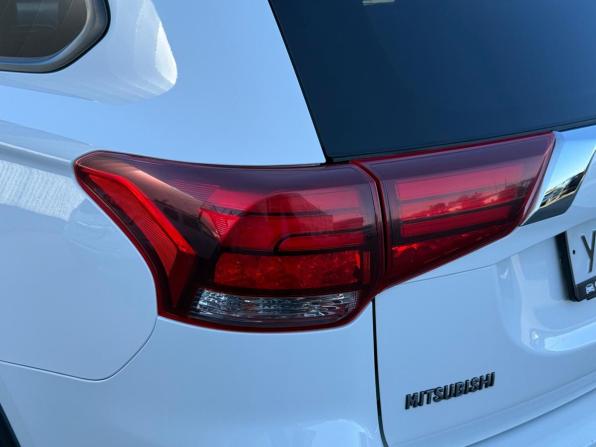 Mitsubishi Outlander III Рестайлинг 2 с пробегом 2017 года, цена 1 790 000 рублей, 154000 км, внедорожник, Автокод Объявления