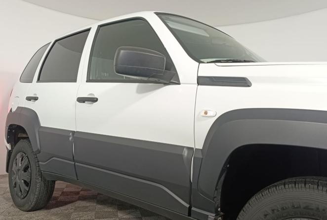 Lada (ВАЗ) Niva Travel I с пробегом 2023 года, цена 1 140 000 рублей, 14391 км, внедорожник, Автокод Объявления