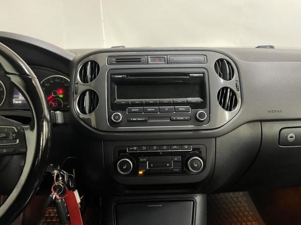 Volkswagen Tiguan I Рестайлинг с пробегом 2011 года, цена 1 126 000 рублей, 178541 км, внедорожник, Автокод Объявления