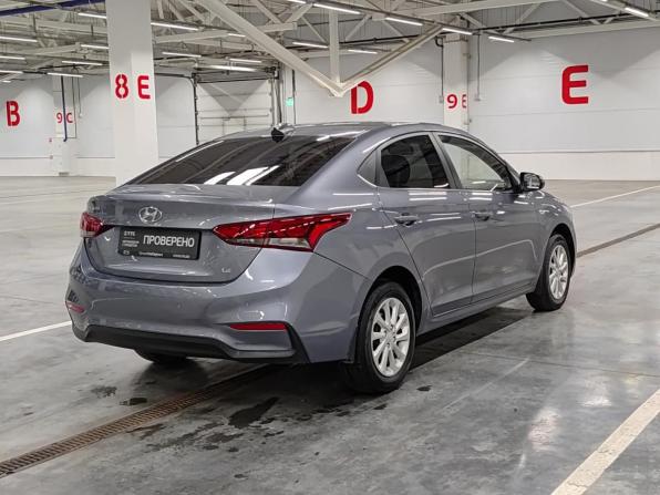 Hyundai Solaris II с пробегом 2017 года, цена 1 100 000 рублей, 165764 км, седан, Автокод Объявления