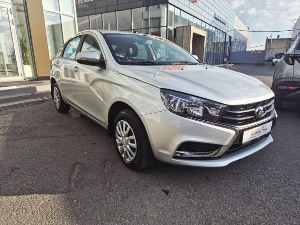 Lada (ВАЗ) Vesta I с пробегом 2019 года, цена 973 000 рублей, 46000 км, седан, Автокод Объявления