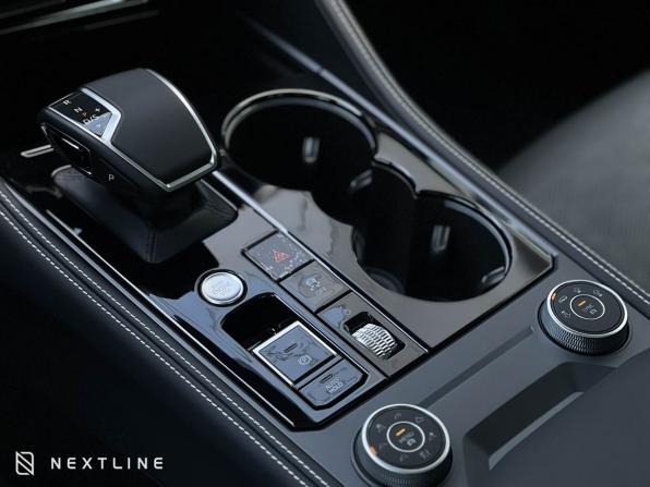 Новый Volkswagen Touareg III Рестайлинг 2025 года, цена 11 990 000 рублей, внедорожник, Автокод Объявления