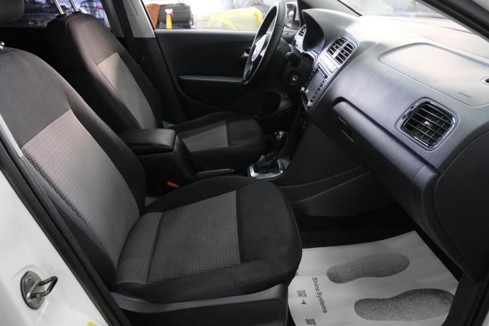 Volkswagen Polo V Омск  - изображение 19