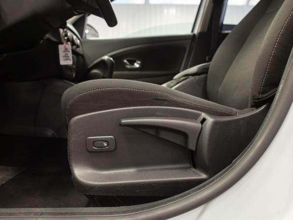 Renault Megane III Рестайлинг с пробегом 2012 года, цена 735 000 рублей, 138887 км, хэтчбек, Автокод Объявления