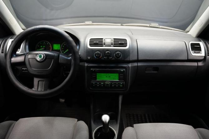 Skoda Fabia II с пробегом 2010 года, цена 456 000 рублей, 215000 км, хэтчбек, Автокод Объявления