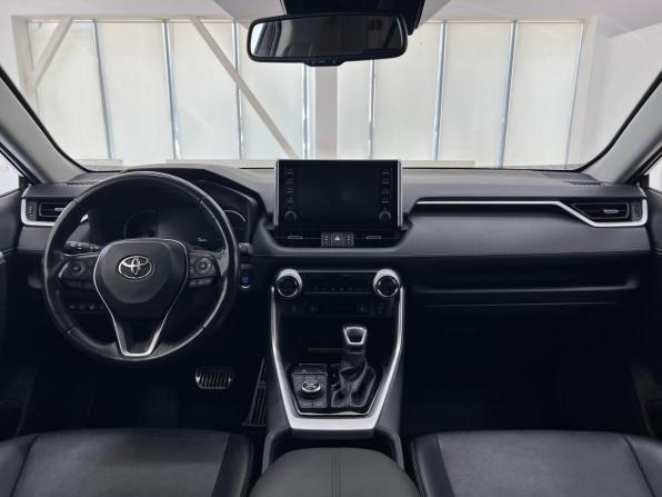 Toyota RAV4 V (XA50) с пробегом 2021 года, цена 3 580 000 рублей, 63200 км, внедорожник, Автокод Объявления