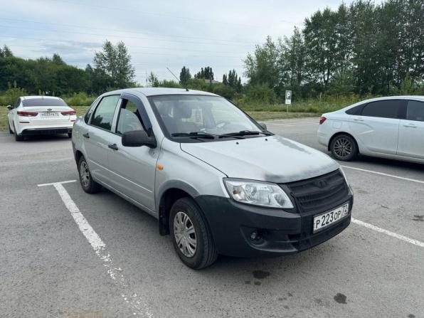 Lada (ВАЗ) Granta I с пробегом 2017 года, цена 298 000 рублей, 300000 км, седан, Автокод Объявления