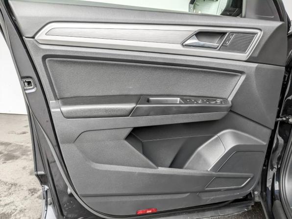 Volkswagen Teramont I с пробегом 2018 года, цена 4 100 000 рублей, 37149 км, внедорожник, Автокод Объявления