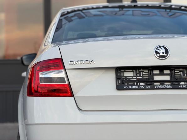 Skoda Octavia III (A7) Рестайлинг с пробегом 2018 года, цена 1 599 000 рублей, 188290 км, лифтбек, Автокод Объявления