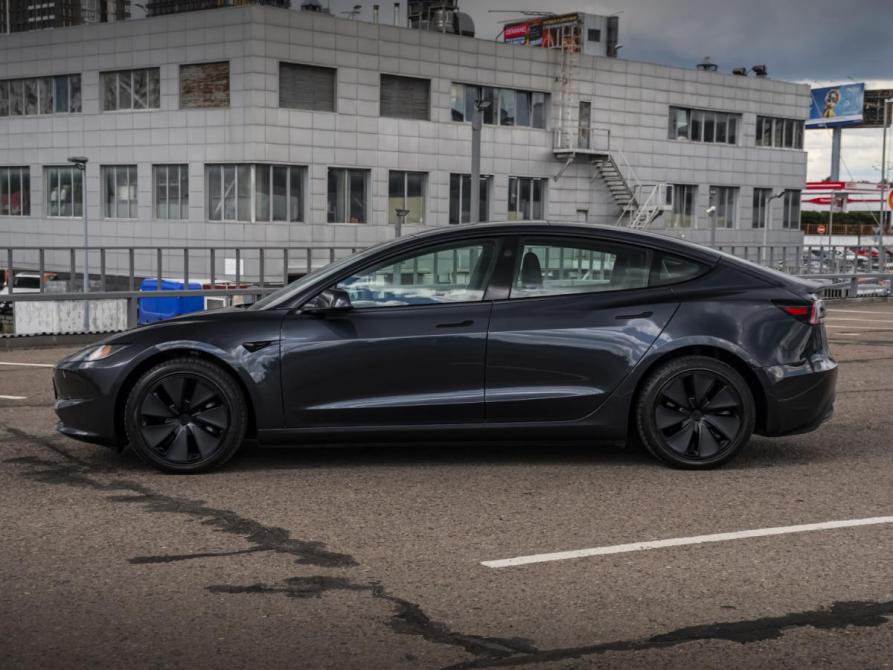 Tesla Model 3 I Рестайлинг Москва  - изображение 8