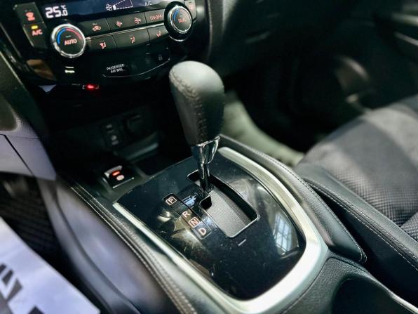 Nissan Qashqai II с пробегом 2014 года, цена 1 250 000 рублей, 189532 км, внедорожник, Автокод Объявления