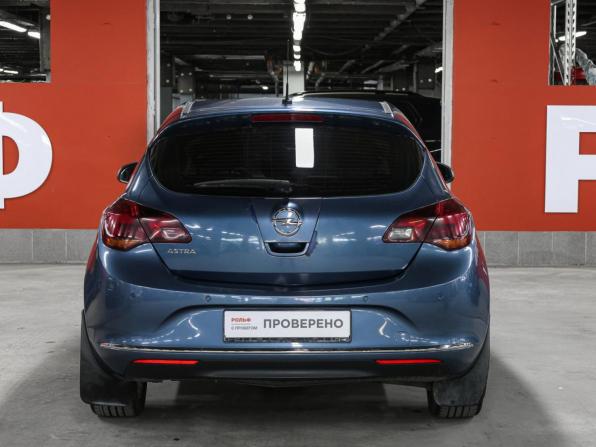 Opel Astra J Рестайлинг с пробегом 2013 года, цена 827 000 рублей, 214353 км, хэтчбек, Автокод Объявления