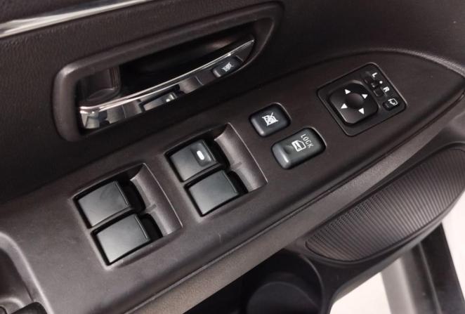 Mitsubishi ASX I с пробегом 2012 года, цена 1 055 000 рублей, 196501 км, внедорожник, Автокод Объявления