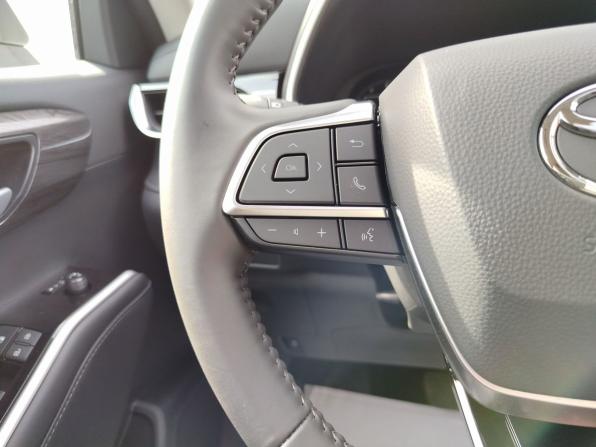 Toyota Highlander IV (XU70) с пробегом 2025 года, цена 5 950 000 рублей, 28 км, внедорожник, Автокод Объявления
