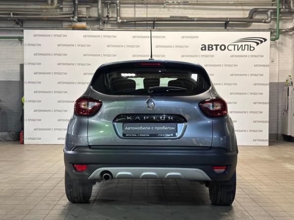 Renault Kaptur I Рестайлинг с пробегом 2020 года, цена 1 499 000 рублей, 103336 км, внедорожник, Автокод Объявления