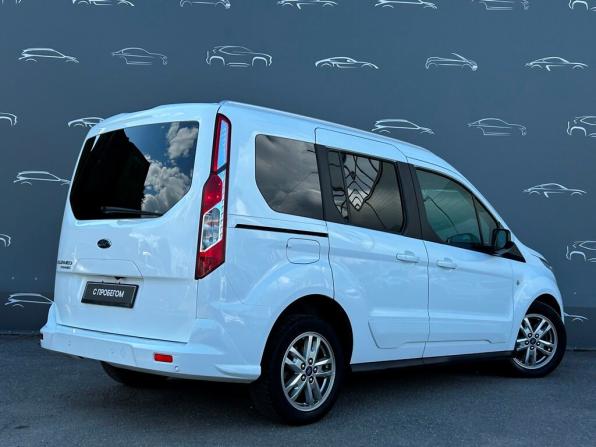 Ford Tourneo Connect II Рестайлинг с пробегом 2019 года, цена 1 584 800 рублей, 181023 км, минивэн, Автокод Объявления