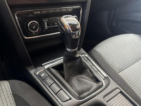 Skoda Superb II с пробегом 2011 года, цена 870 000 рублей, 266377 км, лифтбек, Автокод Объявления