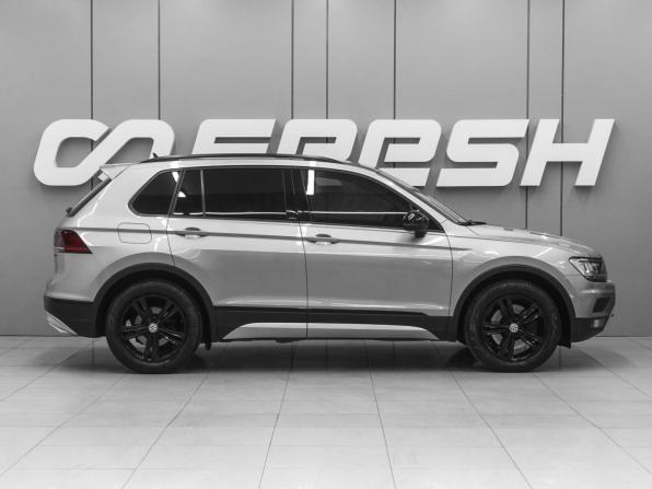 Volkswagen Tiguan II с пробегом 2018 года, цена 2 890 000 рублей, 98474 км, внедорожник, Автокод Объявления