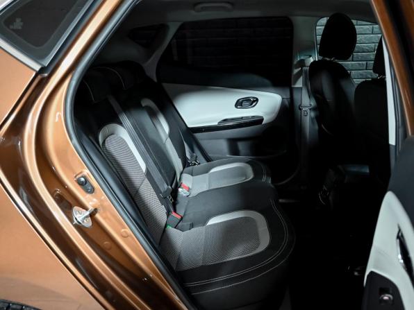 Kia Ceed II Рестайлинг с пробегом 2016 года, цена 1 320 000 рублей, 130197 км, хэтчбек, Автокод Объявления