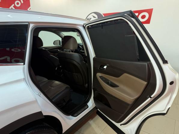 Hyundai Santa Fe IV с пробегом 2019 года, цена 2 920 000 рублей, 176074 км, внедорожник, Автокод Объявления