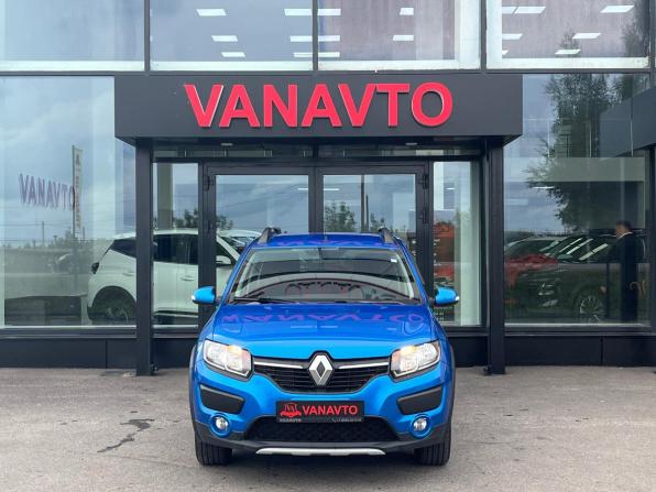 Renault Sandero II с пробегом 2017 года, цена 1 050 000 рублей, 113092 км, хэтчбек, Автокод Объявления