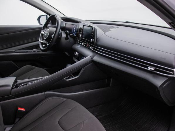 Hyundai Elantra VII (CN7) с пробегом 2021 года, цена 2 134 000 рублей, 60000 км, седан, Автокод Объявления