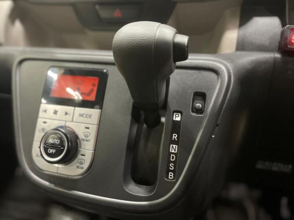 Toyota Passo III с пробегом 2016 года, цена 890 000 рублей, 140740 км, хэтчбек, Автокод Объявления