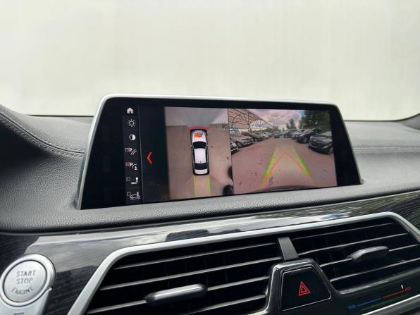BMW 7 серии VI (G11/G12) с пробегом 2018 года, цена 4 100 000 рублей, 172265 км, седан, Автокод Объявления
