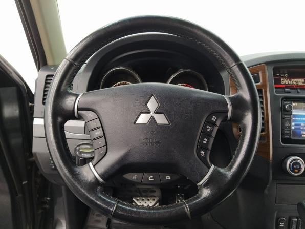 Mitsubishi Pajero IV Рестайлинг 1 с пробегом 2012 года, цена 2 272 000 рублей, 148041 км, внедорожник, Автокод Объявления