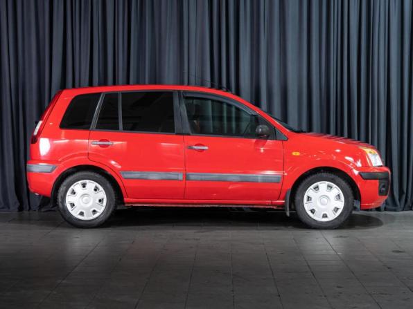 Ford Fusion I Рестайлинг с пробегом 2007 года, цена 375 000 рублей, 194933 км, хэтчбек, Автокод Объявления