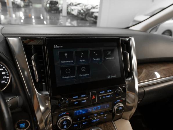 Toyota Alphard III Рестайлинг с пробегом 2021 года, цена 6 600 000 рублей, 139903 км, минивэн, Автокод Объявления